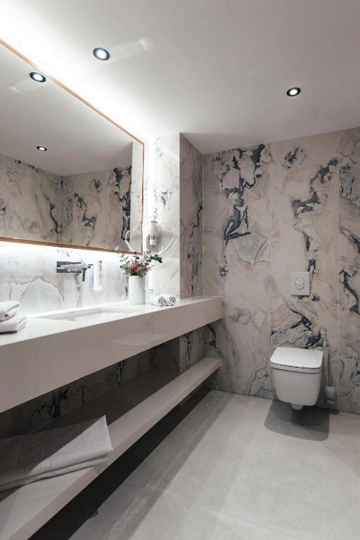 City Hotel Dubrovnik - Resim 8