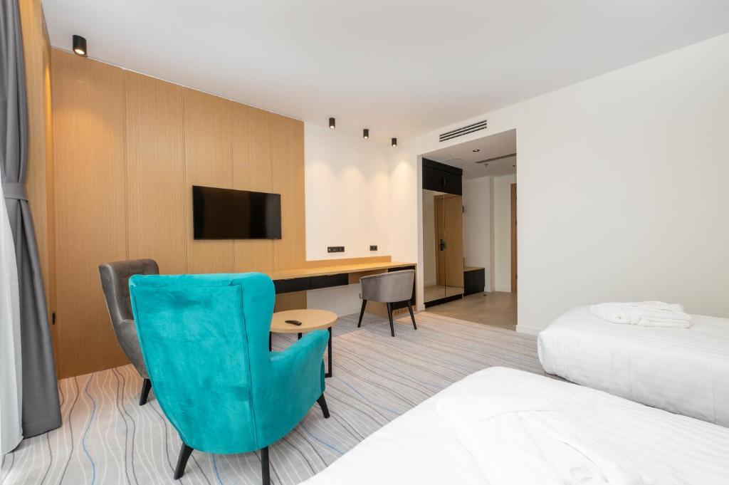 The Grandeur Hotel - Standard Twin Room With Sea View