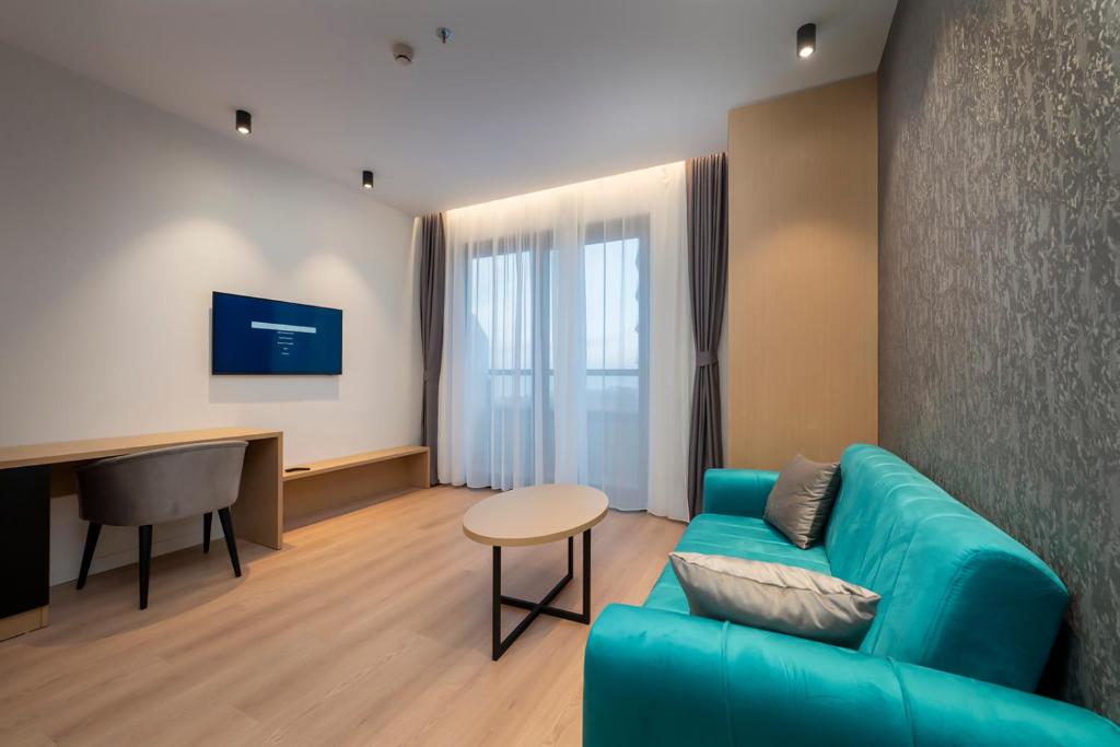 The Grandeur Hotel - Junior Suite