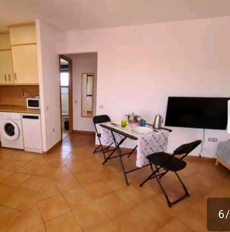 Booking.com: Villa Oasis Carol 6 , Lajares, España . ¡Reserva ...