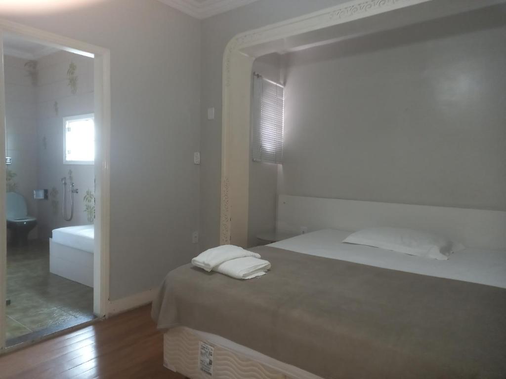 Uba Apart imóveis - Family Room With Balcony