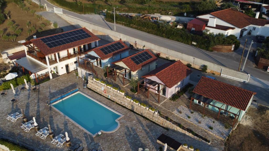 The Olive Hill Guesthouse - Chambre Royale Avec Vue De La Piscine