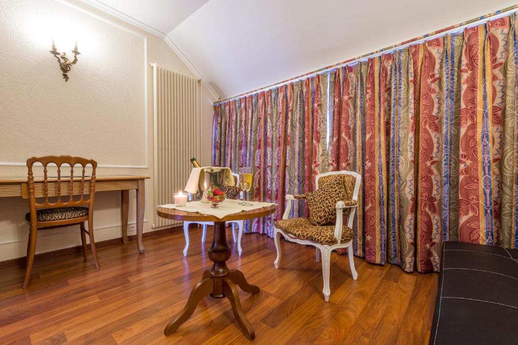 Posezení v ubytování Hotel Diplomate