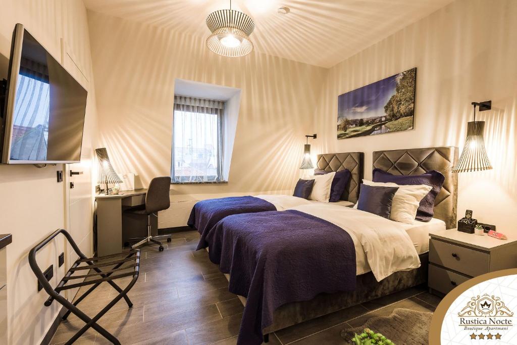 Rustica Nocte Boutique Apartments - Luxe Studio