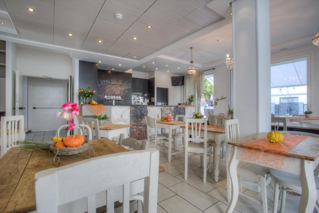 Posezení v ubytování D-Place Hotel & Suite