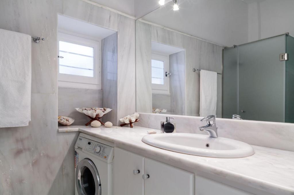 She Mykonos - The Residency - 11