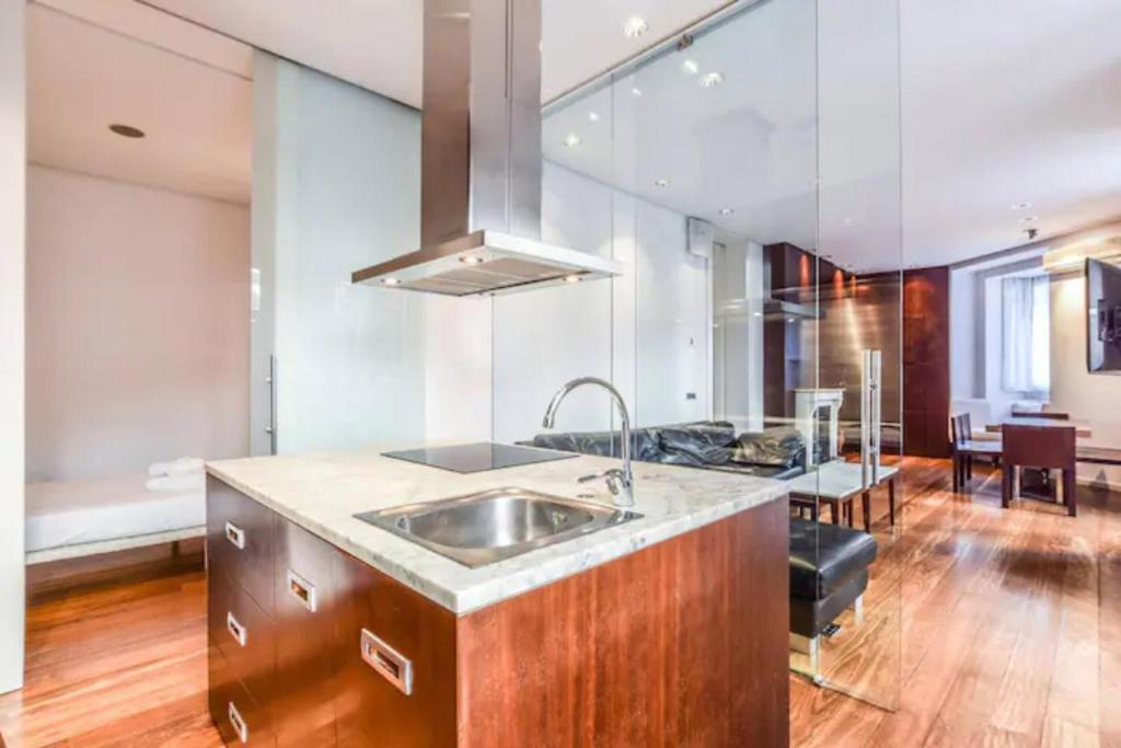 MyHouseSpain LUXURY APARTMENT IN MADRID CITY CENTER, Madrid Tarifs 2024