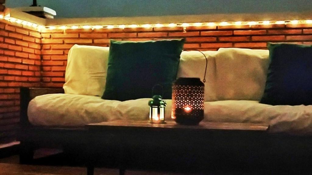 Część wypoczynkowa w obiekcie Ático Deluxe Granada, Parking gratis y Terraza