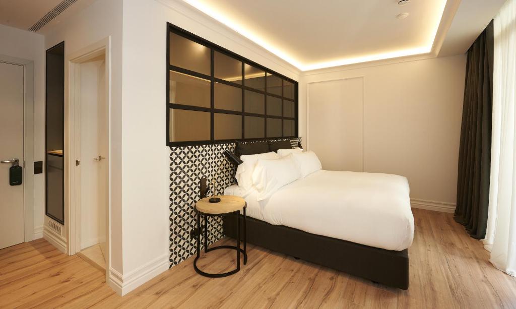 Serras Barcelona photo