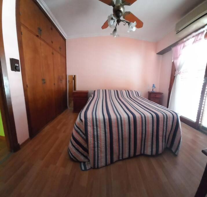 Casa Privada Monte Grande y cochera