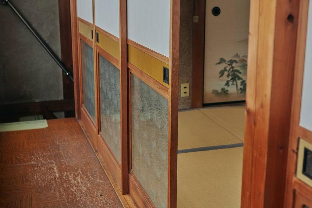 Fotografie z fotogalerie ubytování 目の前が吉野川・雨天でも屋外体験ができる絶景の一軒家 v destinaci Ōtakuchi