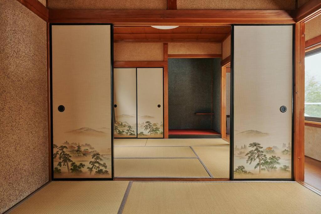 Fotografie z fotogalerie ubytování 目の前が吉野川・雨天でも屋外体験ができる絶景の一軒家 v destinaci Ōtakuchi