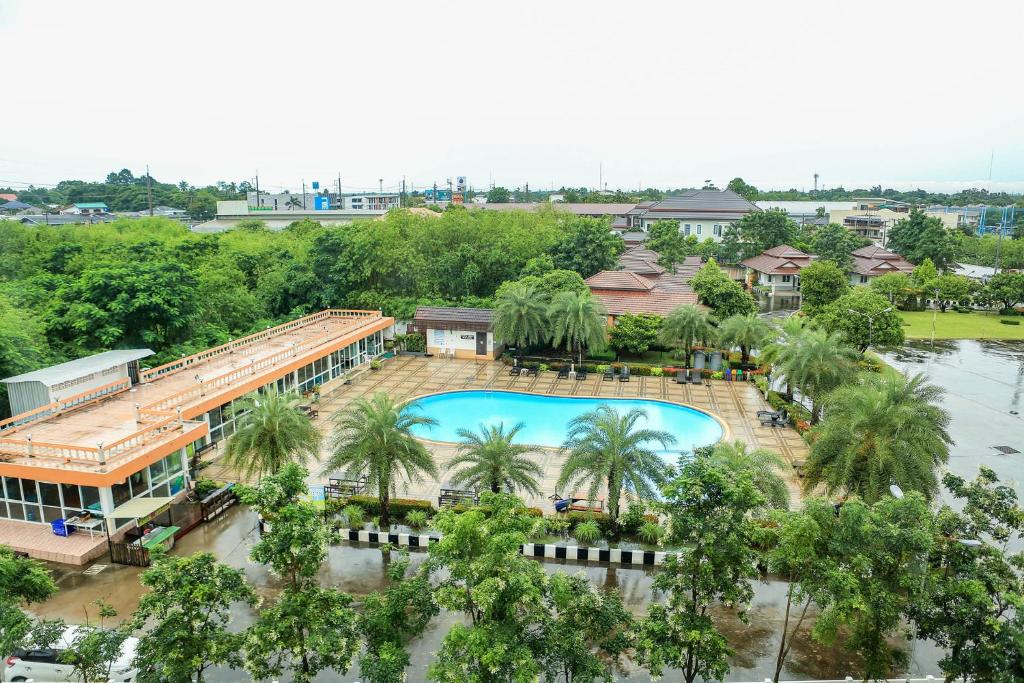 Bazén v ubytování Siamgrand Hotel nebo v jeho okolí