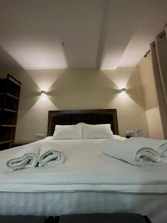 Hotel Nova - One-Bedroom Suite