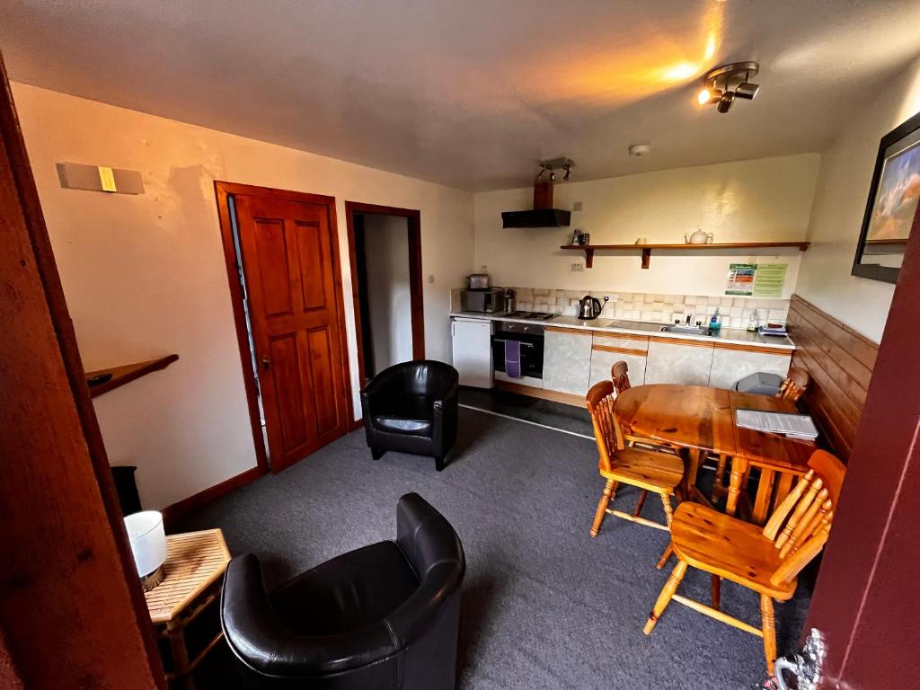 Snowgoose Apartments & Bunkhouse - Apartamento De Dois Quartos