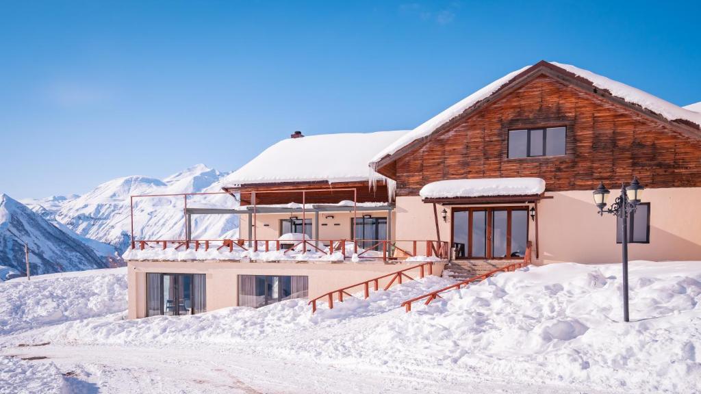 Alpina Hotel v zimě