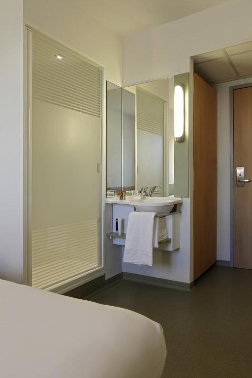 Koupelna v ubytování Ibis Budget Manosque Cadarache