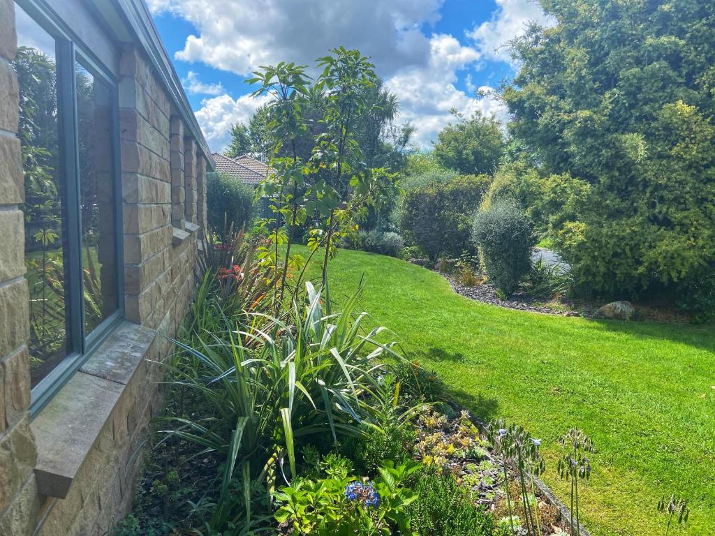 Tranquil Stream Villa - Resim 28