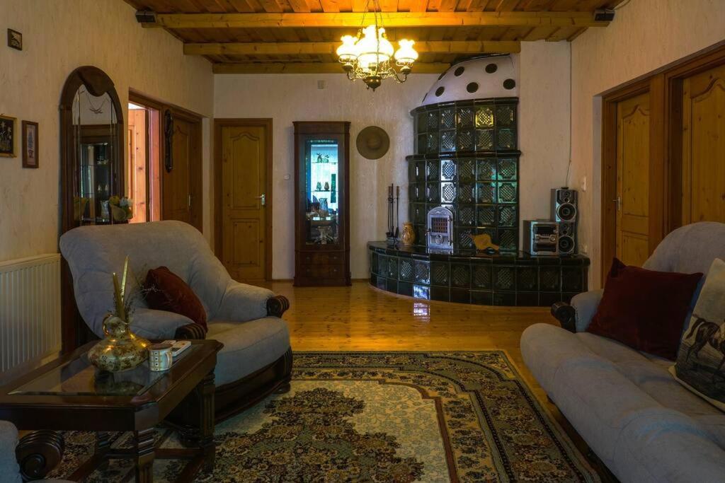 Posedenie v ubytovaní Kis Tisza fishing guest house