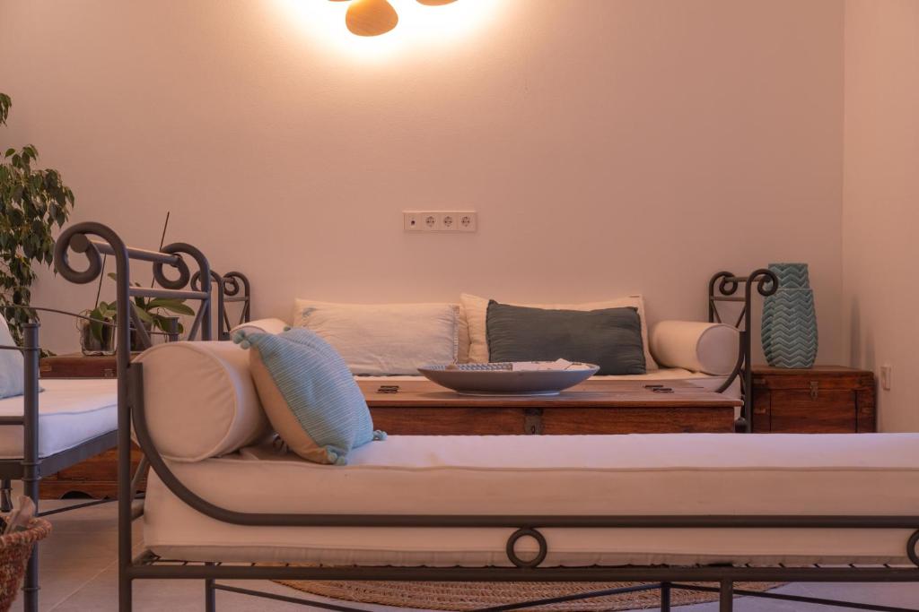 Letto o letti in una camera di Hostal Aigua Clara