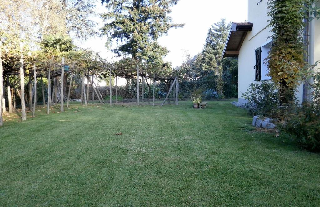 A garden outside Casamanax