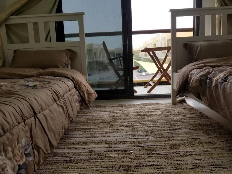 Private Room+Balcony in a Villa - отзывы и видео