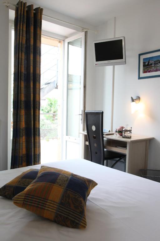 Le Continental - Standard Double Room