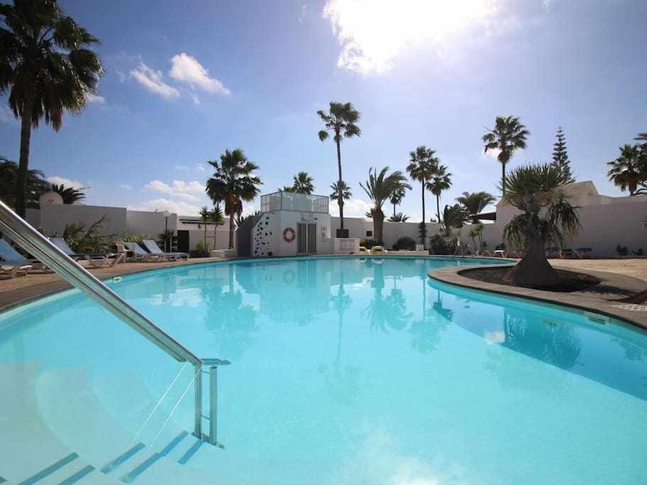 Casa de Mas en Playa Bastián, Costa Teguise – Precios ...