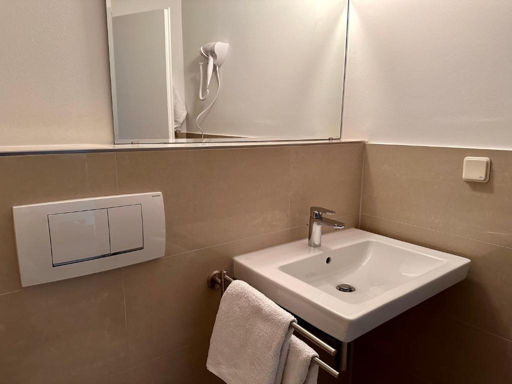 Altstadthotel Hayk am Rhein - Resim 17