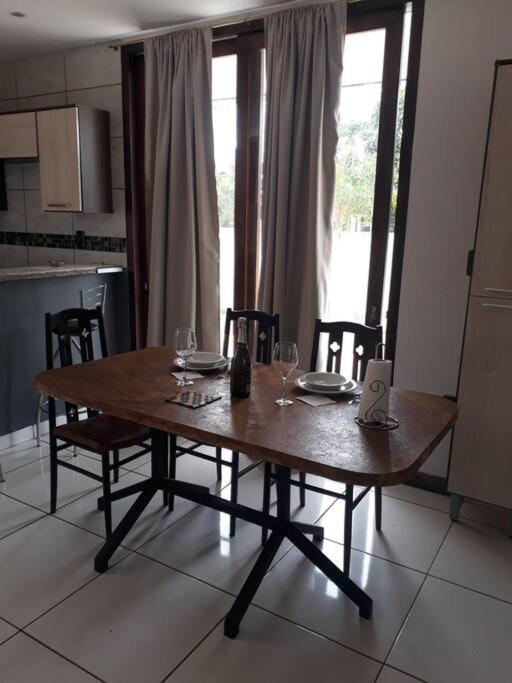 Casa moderna estilo minimalista muy luminosa