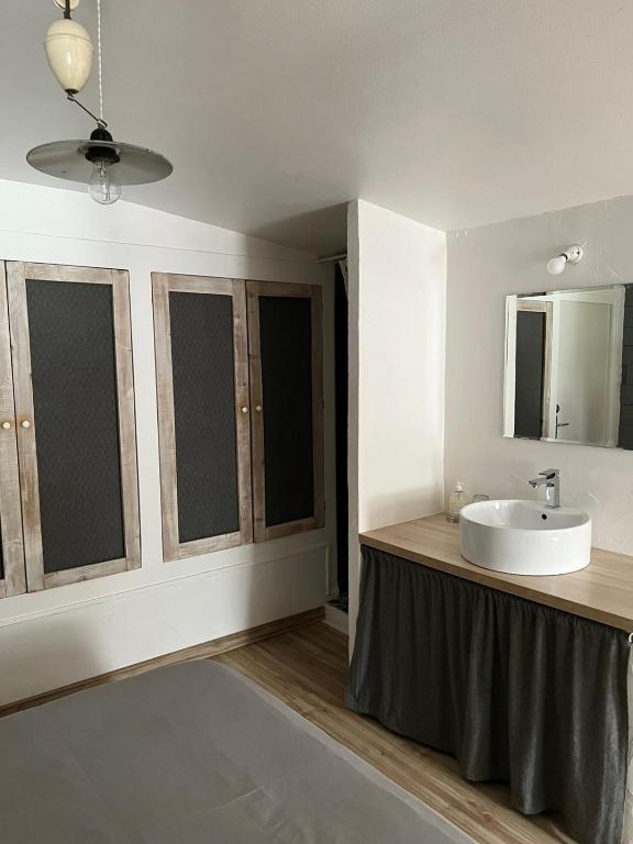 Les chambres de Pauline avec spa et climatisation - 4