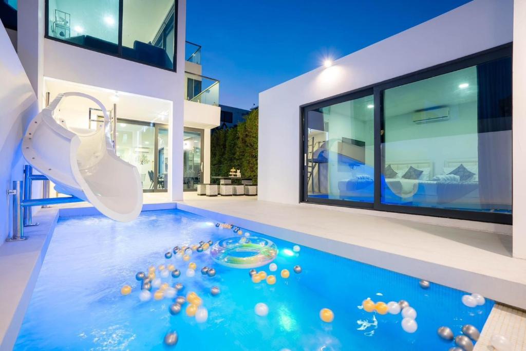 Fotografie z fotogalerie ubytování Have fun poolvilla v destinaci Pattaya South
