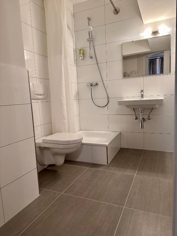 Altstadthotel Hayk am Rhein - Resim 16