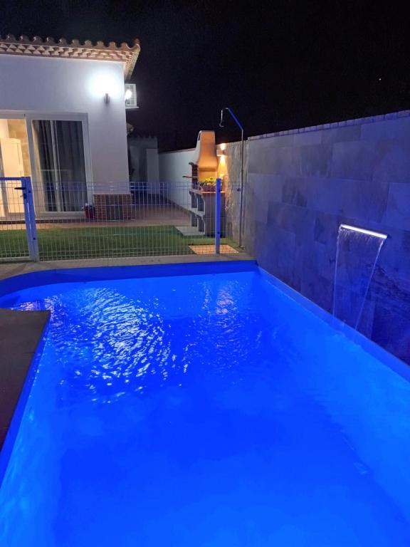Bazén v ubytovaní APARTAMENTO AMARÉ alebo v jeho blízkosti