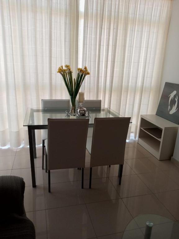Posedenie v ubytovaní Apartamento Combarro Ángeles