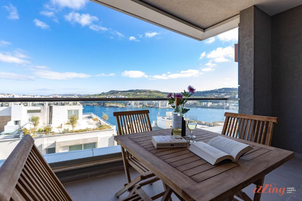 Balcony o terrace sa A stunning apartment with spectacular sea views