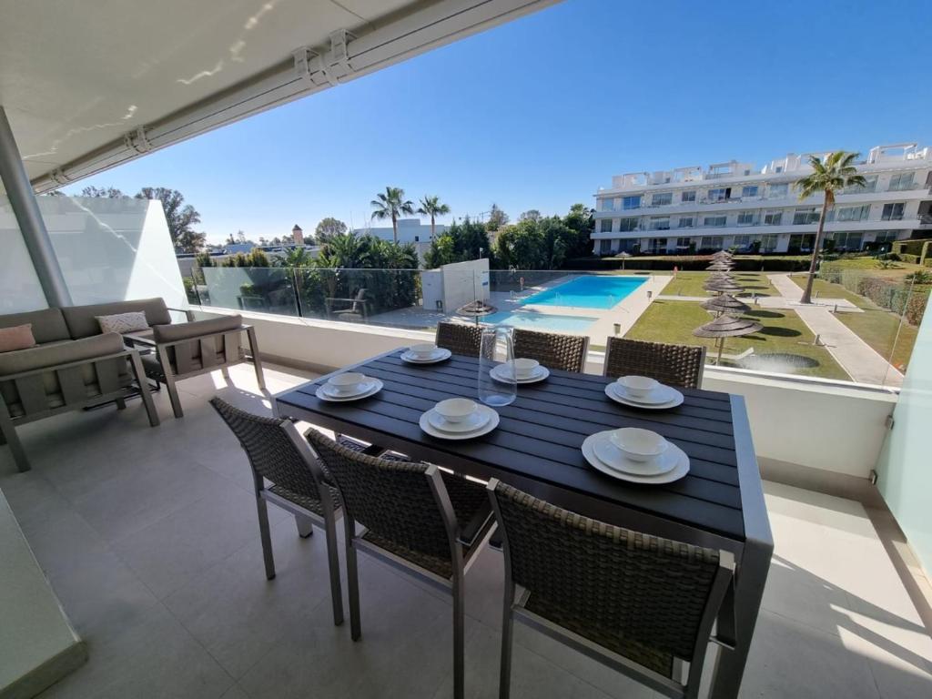NOCTUA BEL AIR APARTMENT 005, Estepona Tarifs 2023