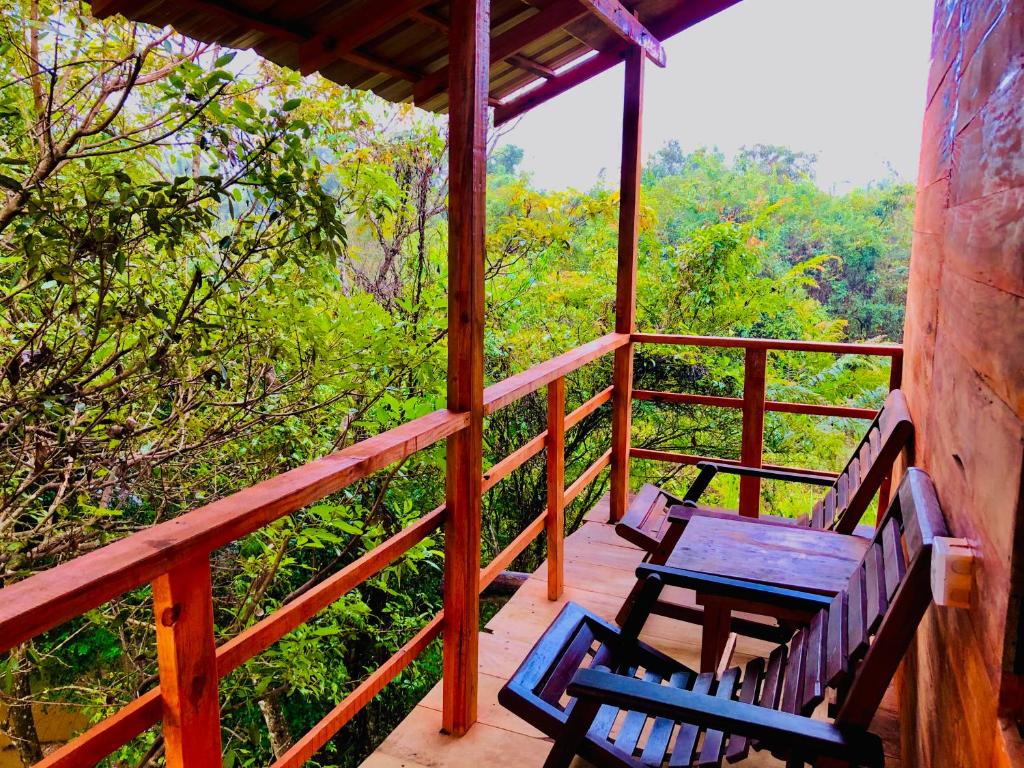 Balkón nebo terasa v ubytování Sungreen Cottage Sigiriya