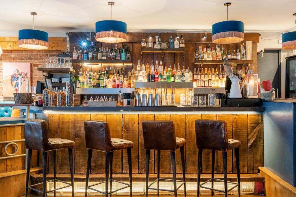 Lounge nebo bar v ubytování The Berkeley Square Hotel Bristol