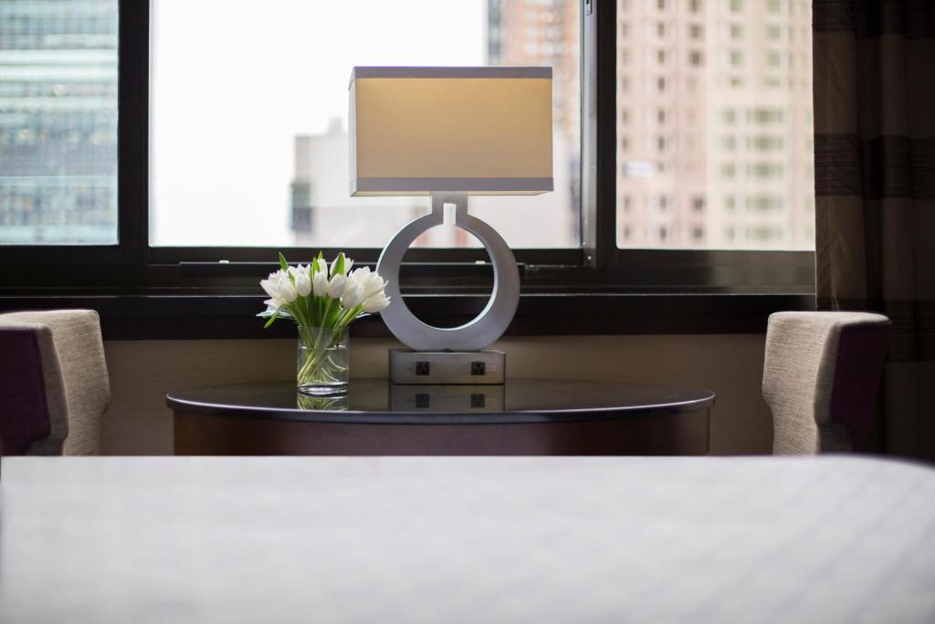 Sheraton New York Times Square Hotel - Traditional, Guest Room, 2 Double