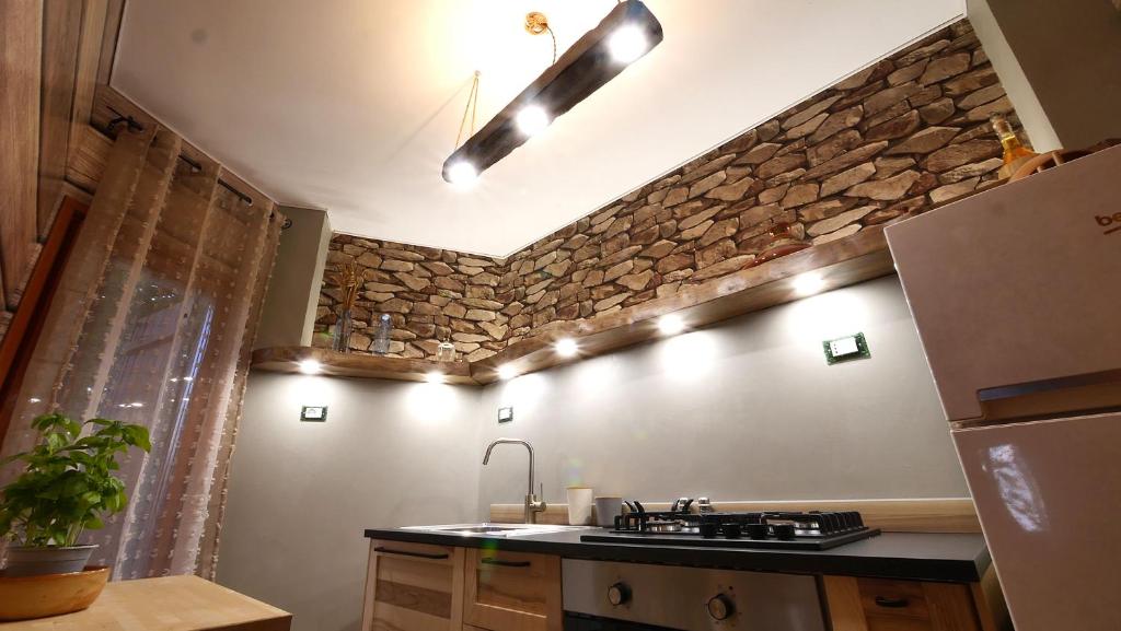 Kuchyň nebo kuchyňský kout v ubytování Le Case Nel Bosco Terminillo