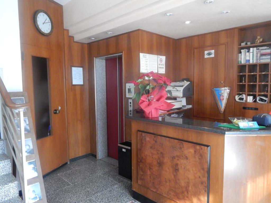 Kuchyň nebo kuchyňský kout v ubytování Hotel Aurora
