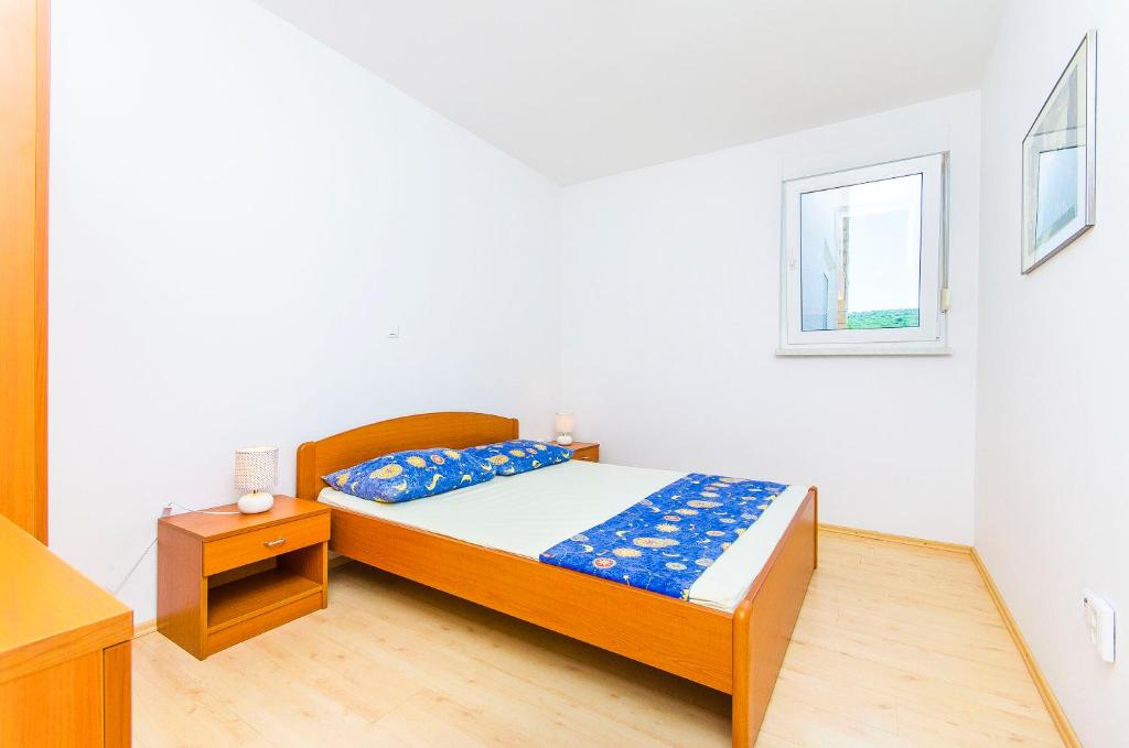 Apartments Kazimir - Apartamento De Dos Dormitorios Con Terraza
