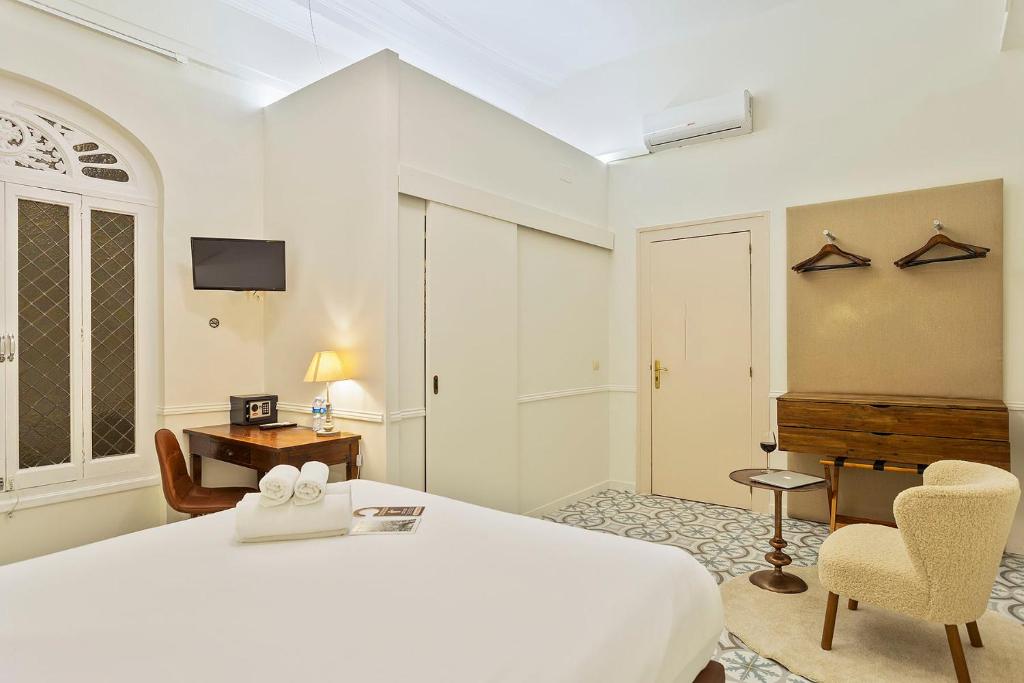 Mihlton Barcelona Boutique B&B - 9