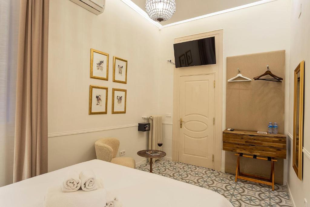 Mihlton Barcelona Boutique B&B - 10