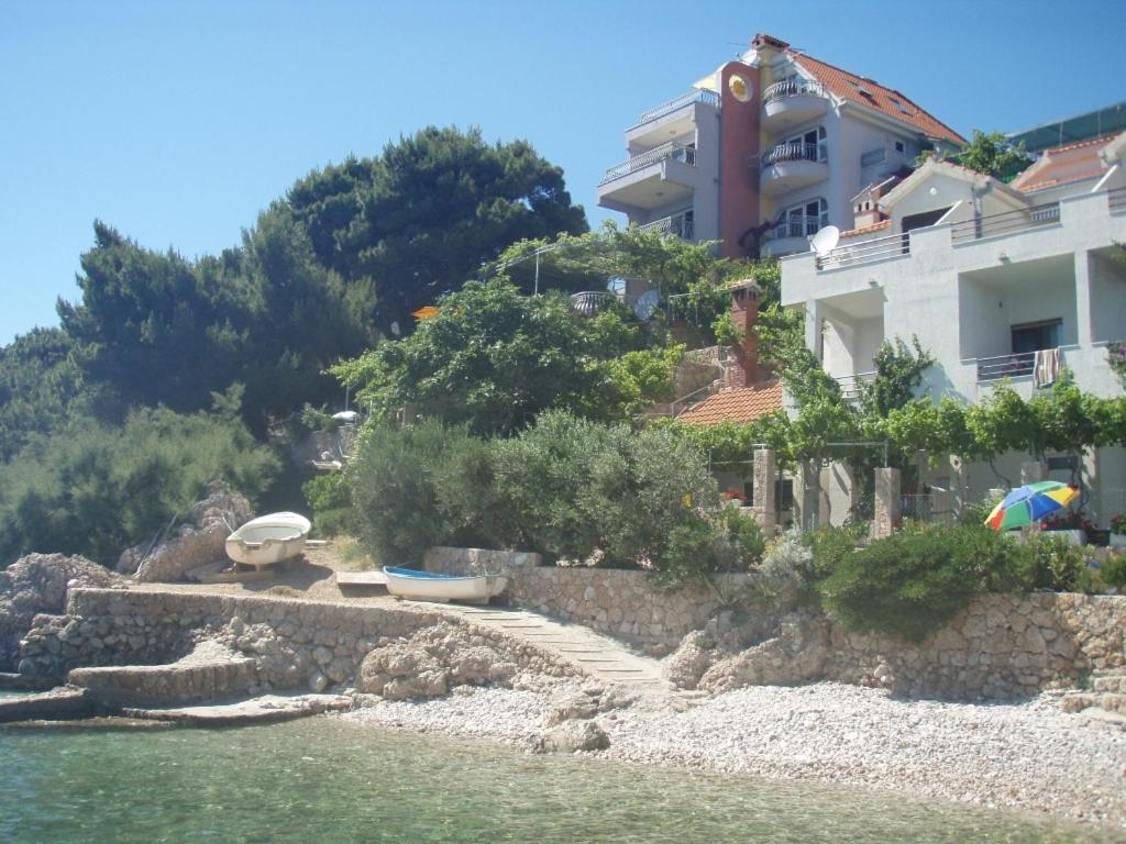 Příroda nedaleko apartmánu
