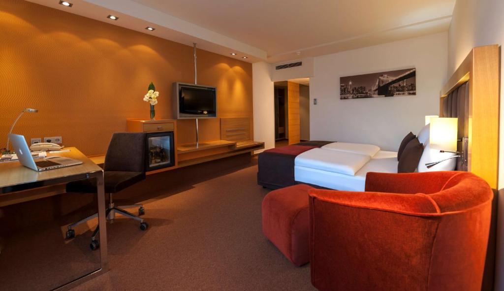 Dorint Main Taunus Zentrum Frankfurt Sulzbach - Resim 35