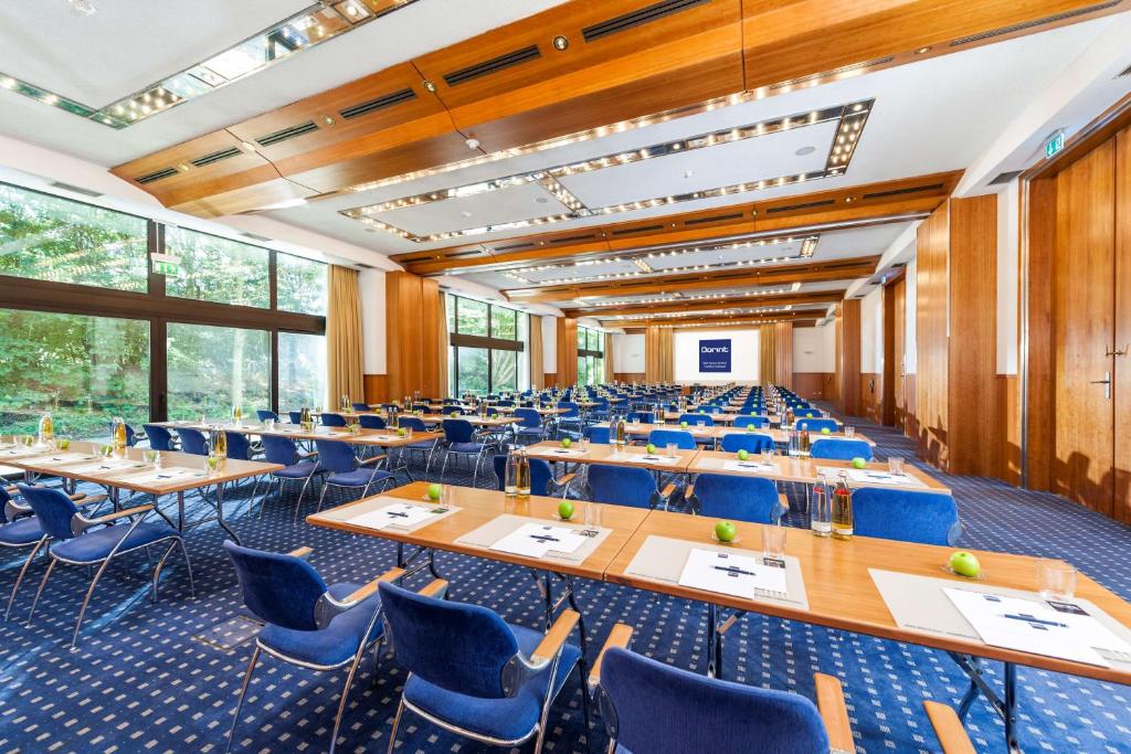 Dorint Main Taunus Zentrum Frankfurt Sulzbach - Resim 9