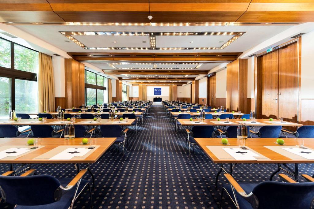 Dorint Main Taunus Zentrum Frankfurt Sulzbach - Resim 26