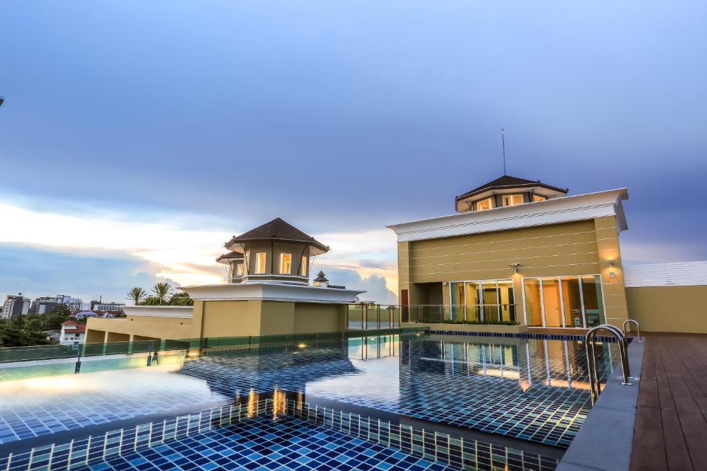 Crystal Palace Luxury Hotel Pattaya - Resim 32